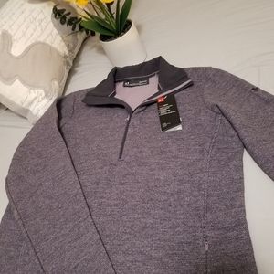 Under Armour 🌹sweater with zipper